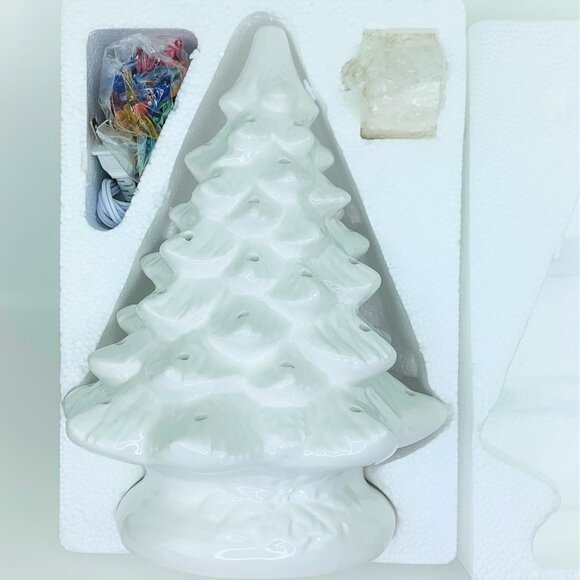 White 12"H Ceramic Lite UP Christmas Tree Table Top Retro Nostalgic Decoration - Picture 10 of 12